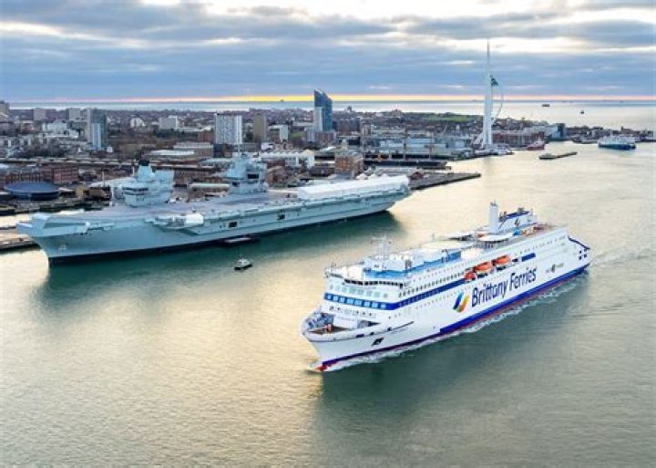Can I leave my car at Portsmouth ferry port?