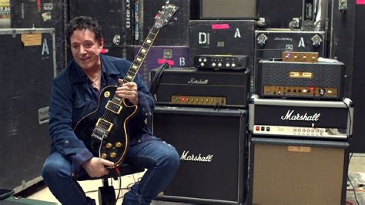 Did Neal Schon play with Santana at Woodstock?