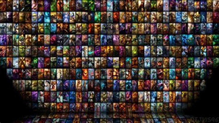How many characters in league of legends