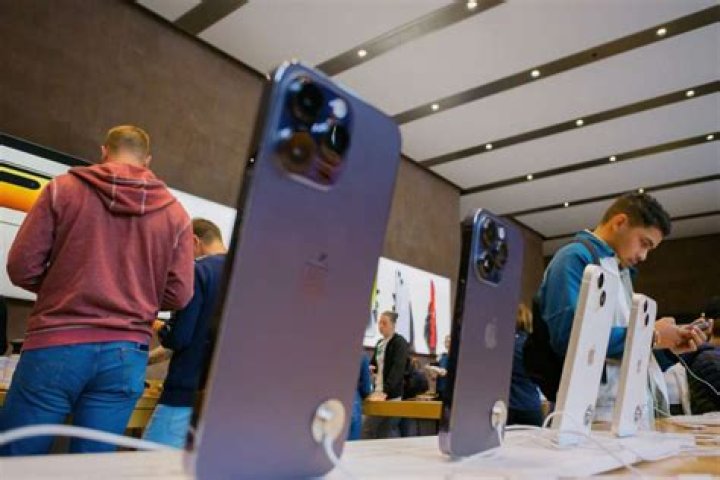 Wann kam das iPhone auf dem Markt?