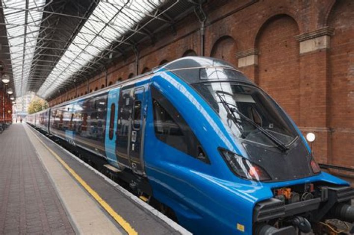 What is a super off-peak return Chiltern Railways?