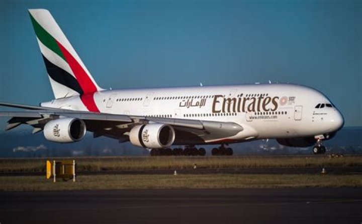 Which airline is the cheapest from Nigeria to Dubai?