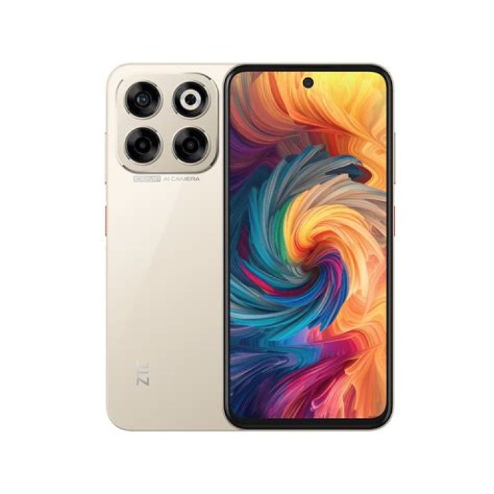 Why can't anyone hear me on my ZTE phone?